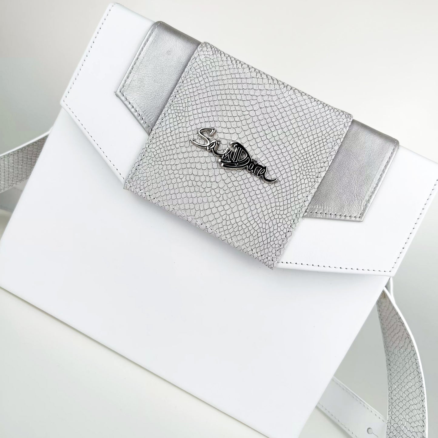 Box Forma - Crisp White